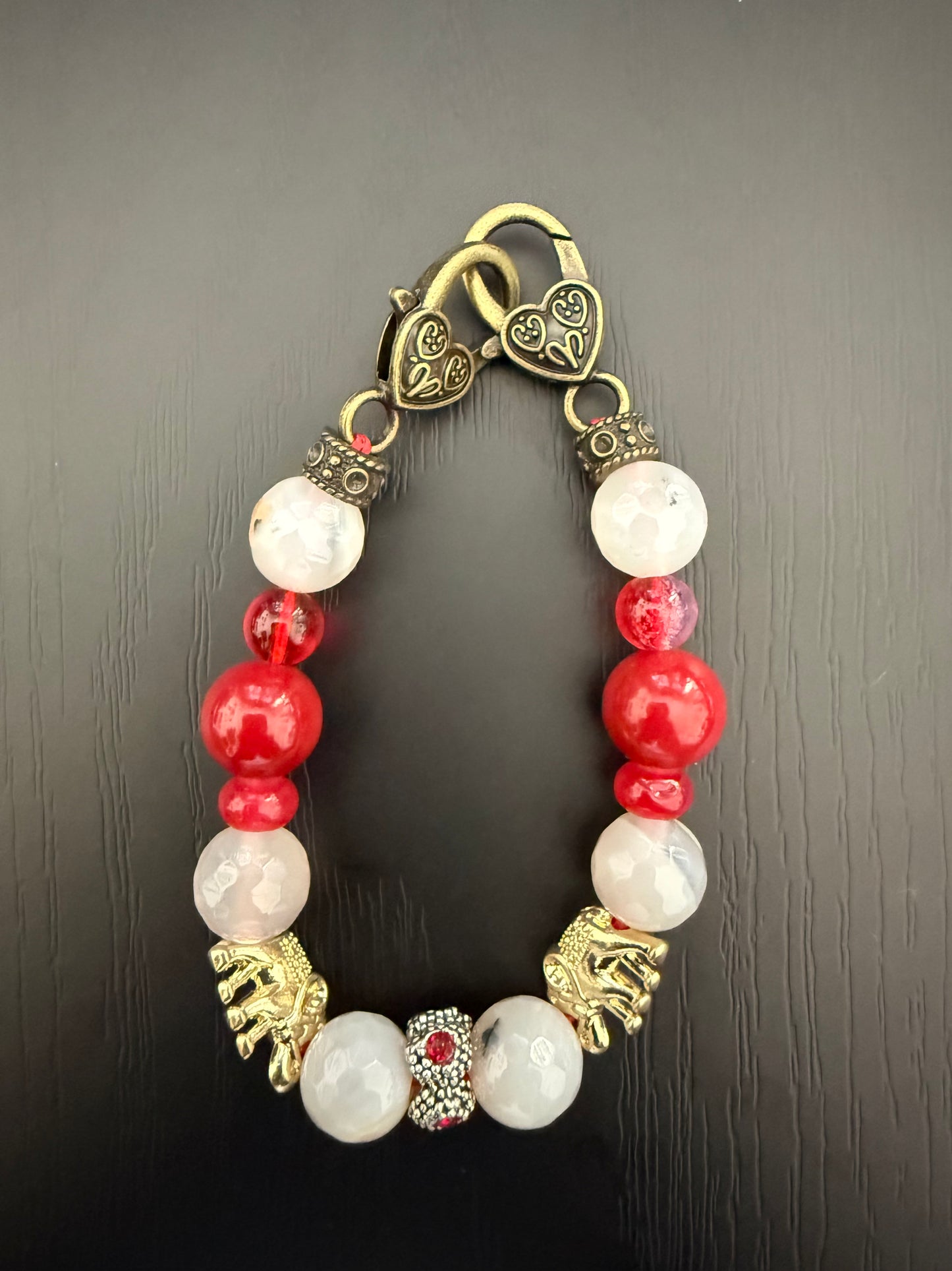 DE086 - Delta Sigma Theta Charm Bracelet - G39