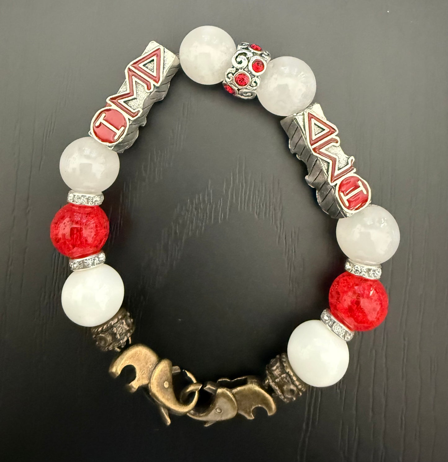 DE075 - Delta Sigma Theta Charm Bracelet - G39