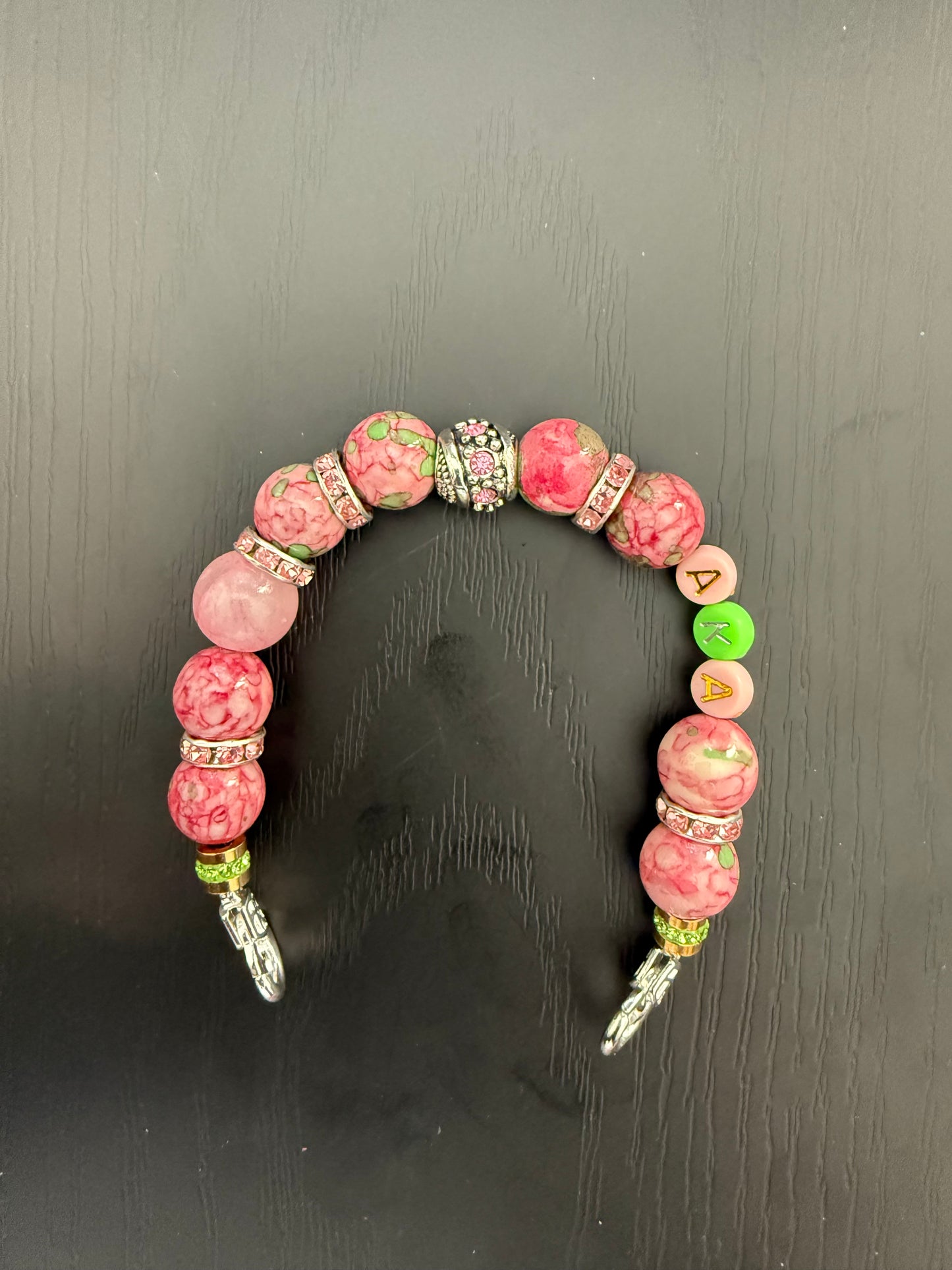 AK037- Alpha Kappa Alpha Charm Bracelet - G39