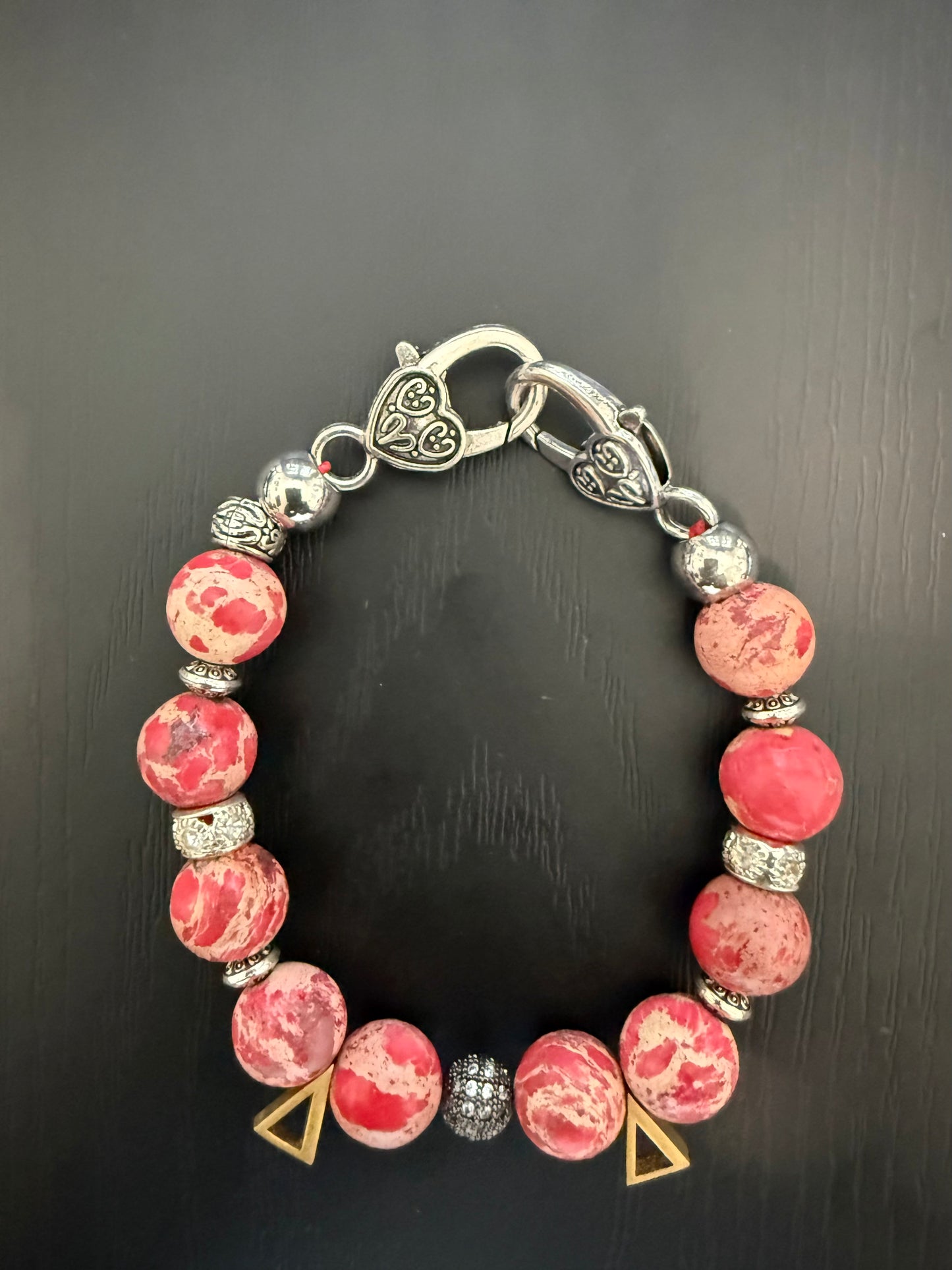 DE034 - Delta Sigma Theta Charm Bracelet - G39