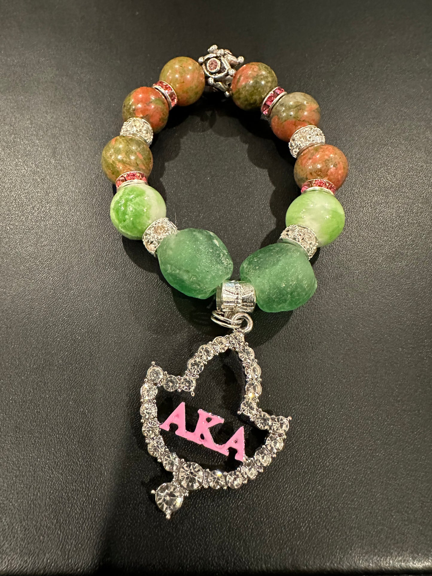 AK004 - Alpha Kappa Alpha Charm Bracelet