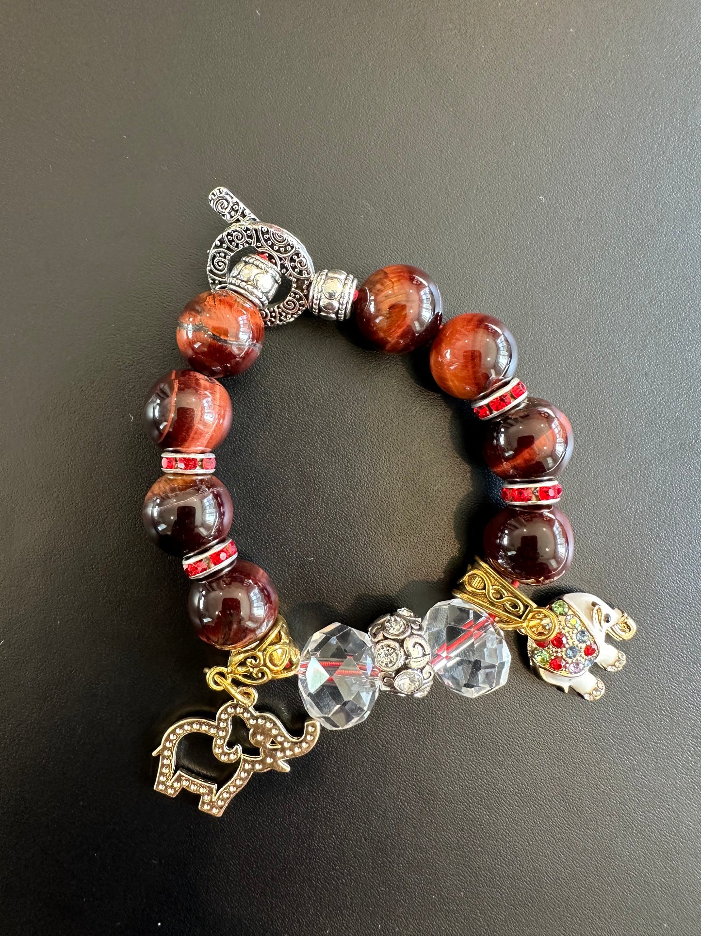 DE005 - Delta Sigma Theta Charm Bracelet