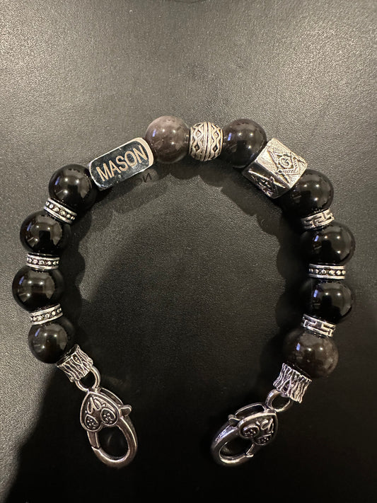 MA003. Mason Charm Bracelet - G39
