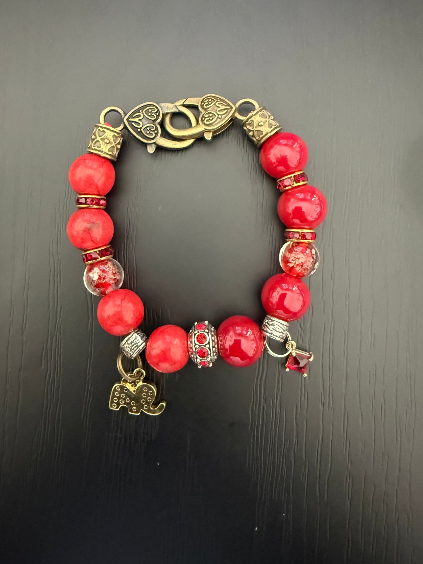 DE079 - Delta Sigma Theta Charm Bracelet - G39
