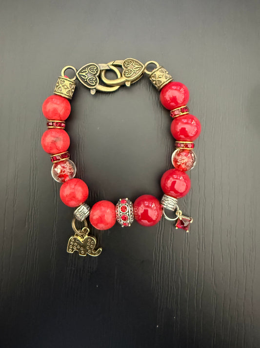 DE079 - Delta Sigma Theta Charm Bracelet - G39