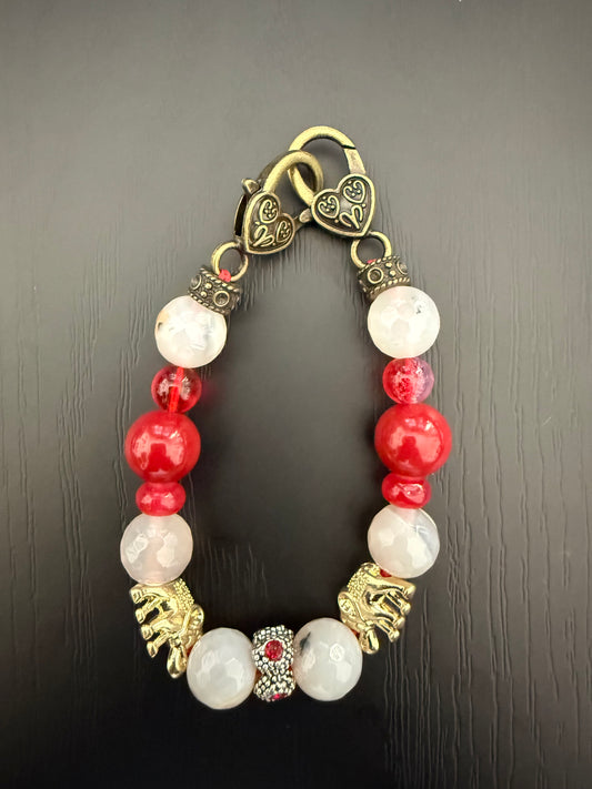 DE086 - Delta Sigma Theta Charm Bracelet - G39
