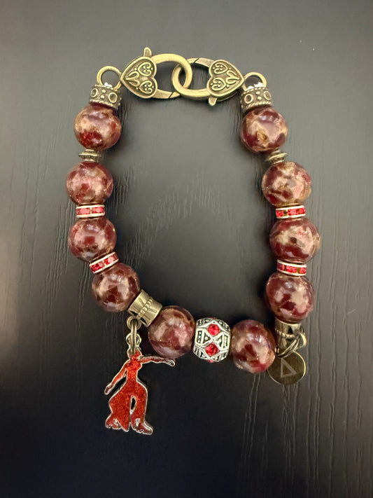 DE074 - Delta Sigma Theta Charm Bracelet - G39