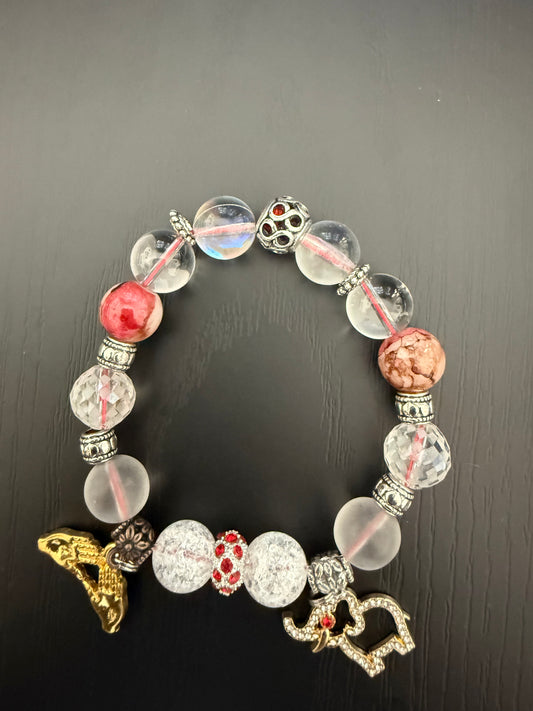 DE062 - Delta Sigma Theta Charm Bracelet - G39