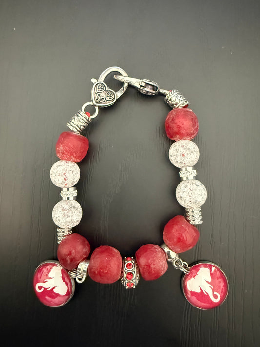 DE069 - Delta Sigma Theta Charm Bracelet - G39
