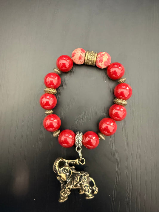 DE050 - Delta Sigma Theta Charm Bracelet - G39