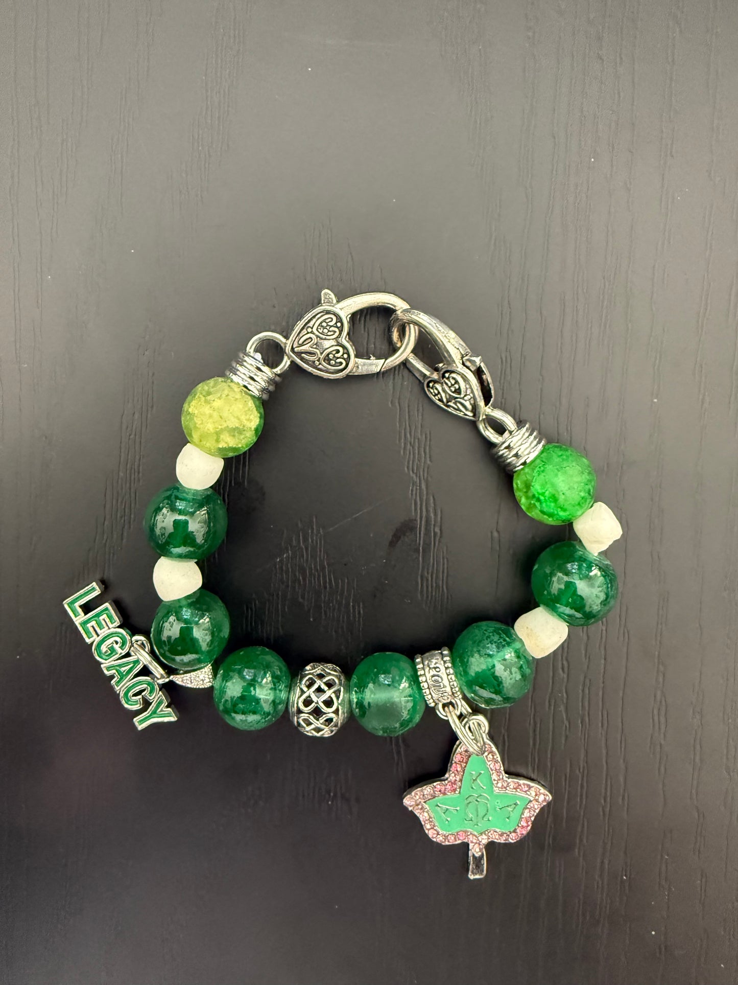 AK033- Alpha Kappa Alpha Charm Bracelet - G39