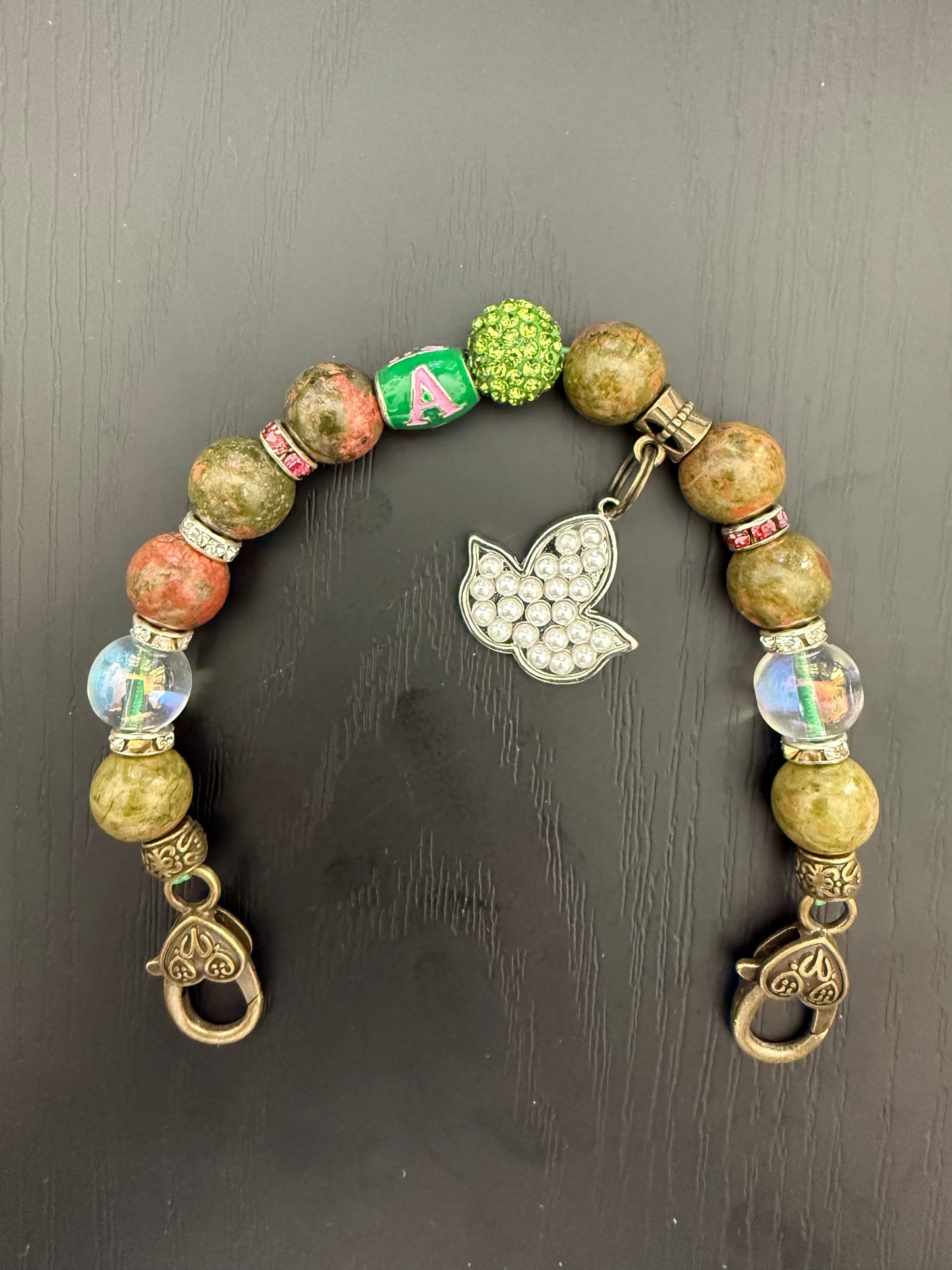 AK035- Alpha Kappa Alpha Charm Bracelet - G39