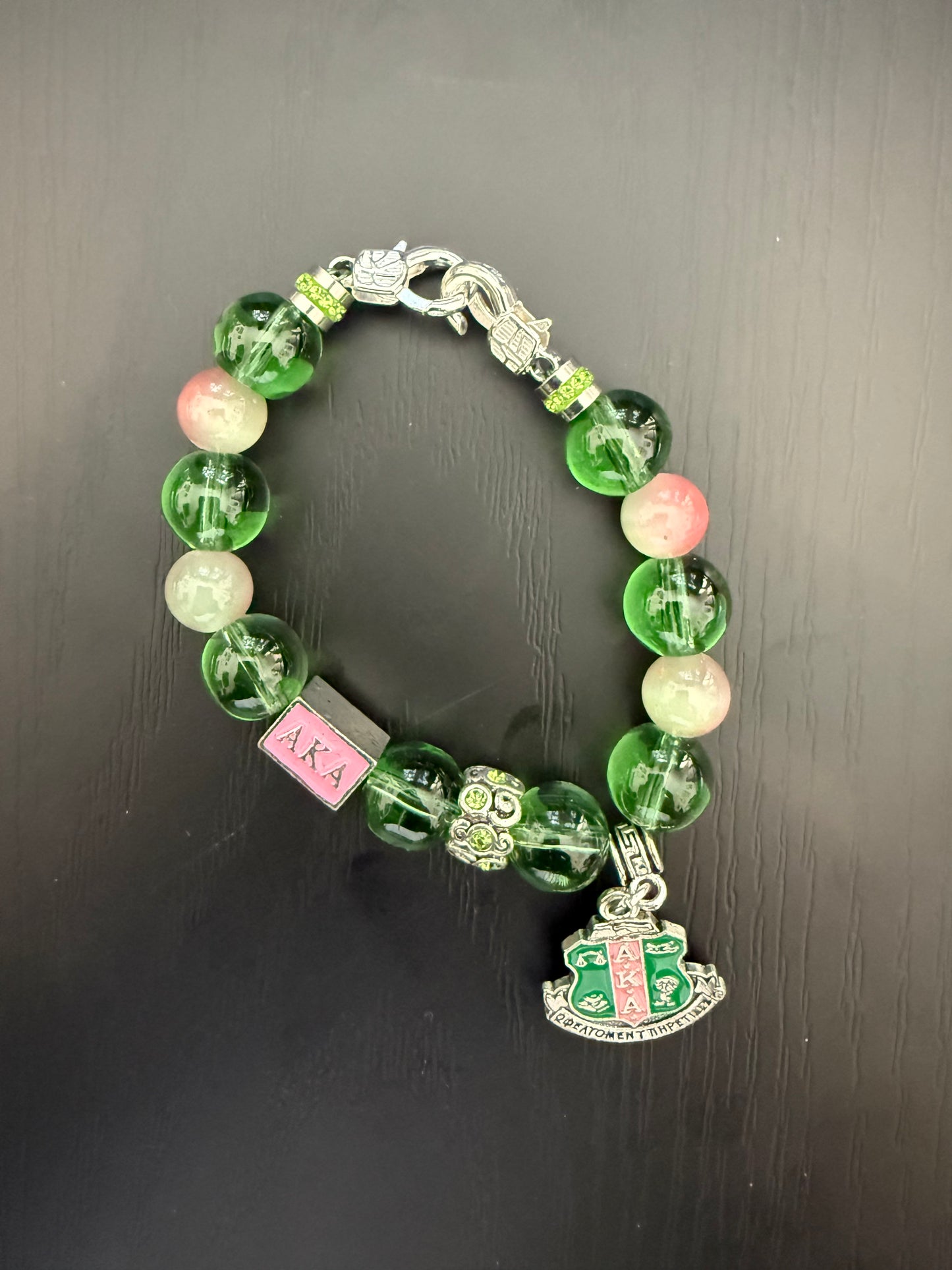 AK027- Alpha Kappa Alpha Charm Bracelet - G39