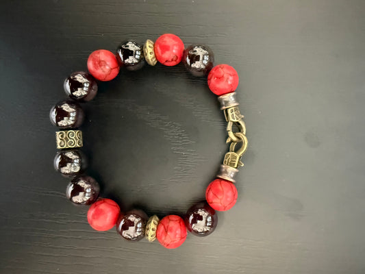 DE029 - Delta Sigma Theta Charm Bracelet - G39