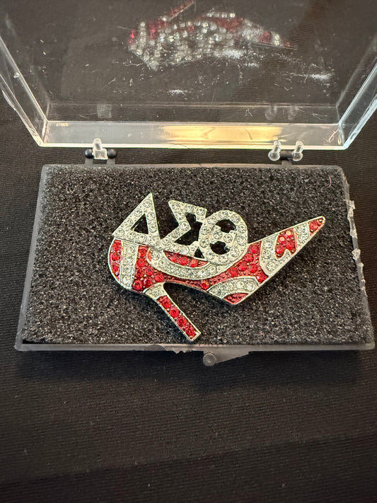 DE0115 - Delta Broach - Striped Stelletto